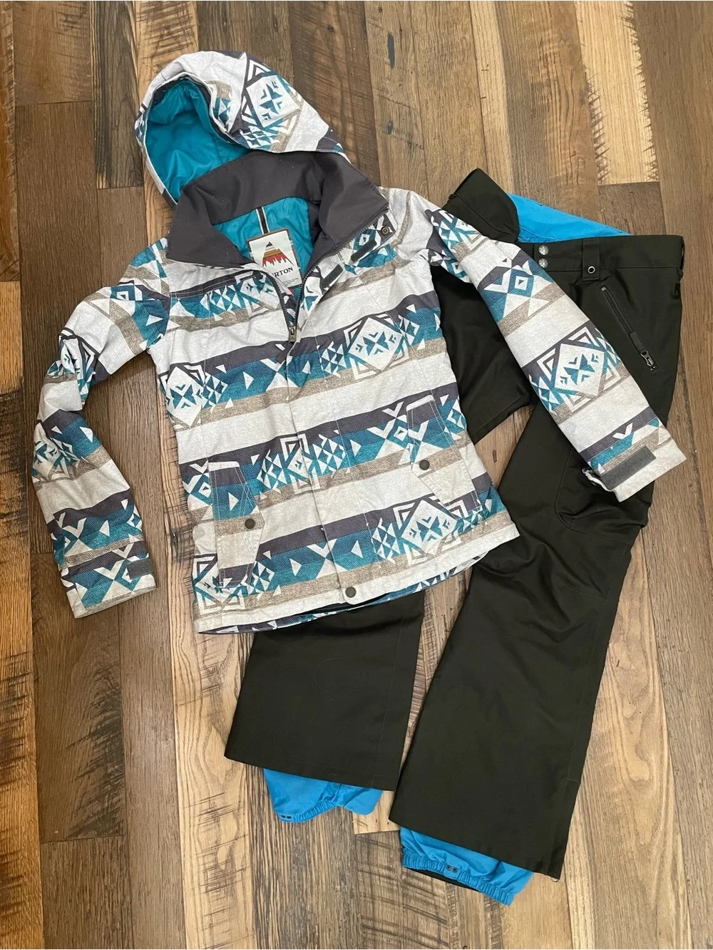 Burton SET Snowboard ski coat jacket pants Wm S